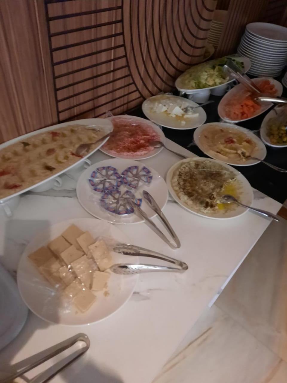 ホテル Quiet Jeddah Al Hamra エクステリア 写真