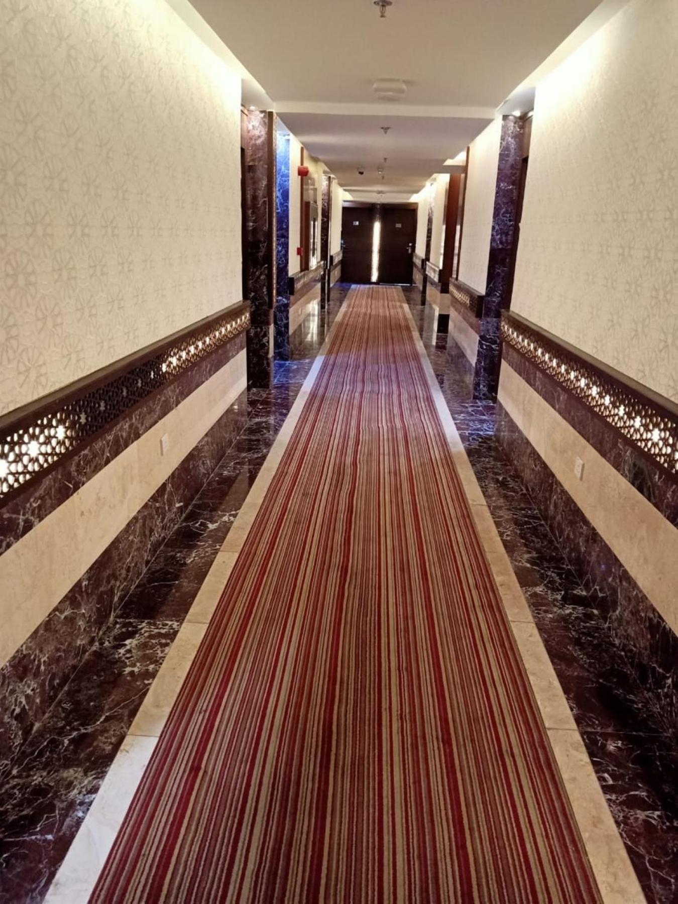 ホテル Quiet Jeddah Al Hamra エクステリア 写真